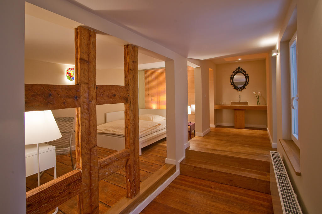 لار Hotel Zum Lowen الغرفة الصورة