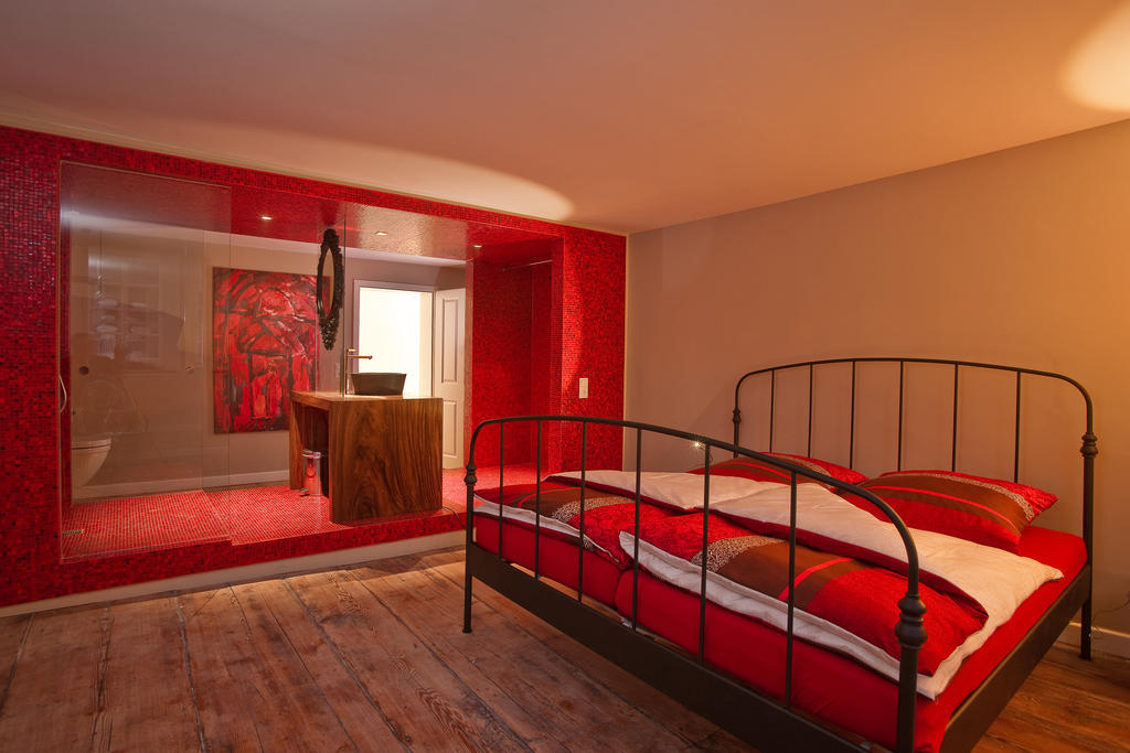 لار Hotel Zum Lowen المظهر الخارجي الصورة
